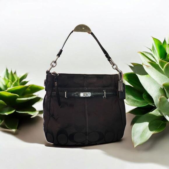 Vintage Coach Chelsea Ashlyn black signature shoulder bag 17834 - Picture 1 of 8